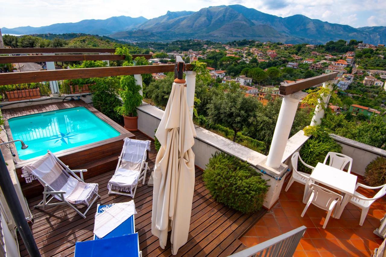 Torre Caetana Bed & Breakfast Minturno Eksteriør bilde